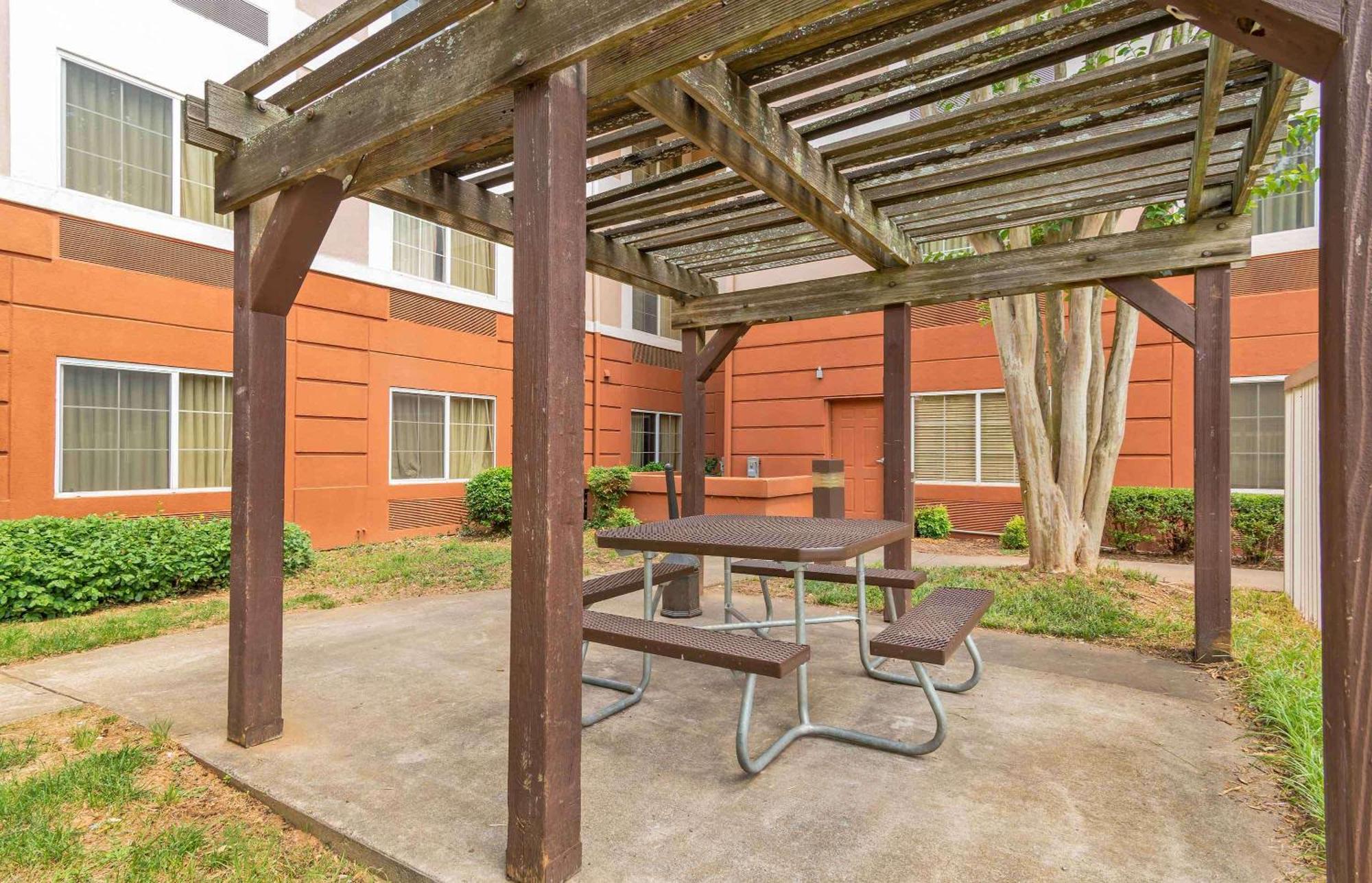 Extended Stay America Select Suites - Atlanta - Marietta - Wildwood Smyrna Exteriér fotografie